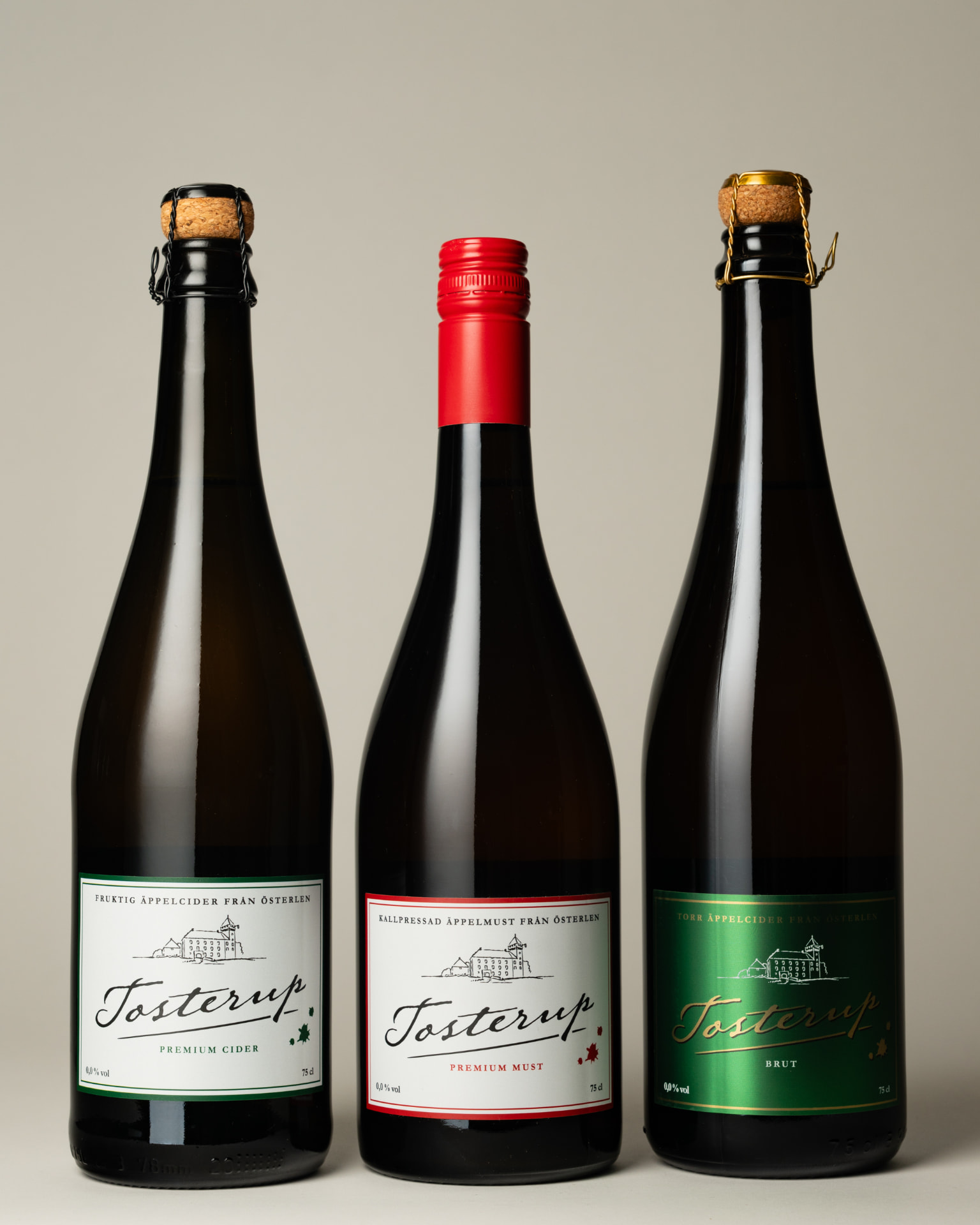 Tre flaskor från Tosterup: Premium Cider, Premium Must och Brut äppelcider